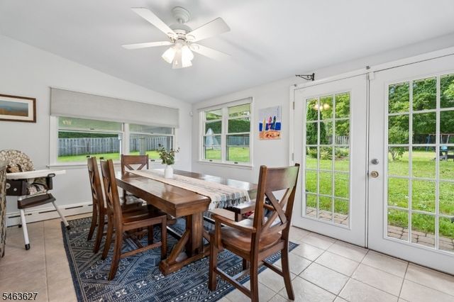 17 Cherry Ln, Mendham Twp., NJ 07945