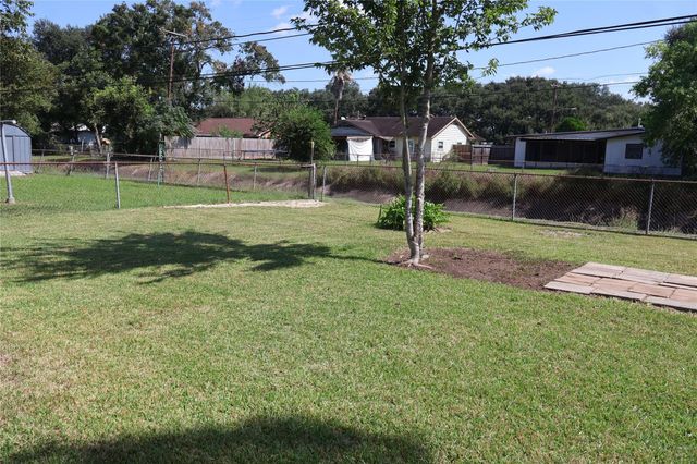 7507 Sandpiper Drive, Houston, TX 77074