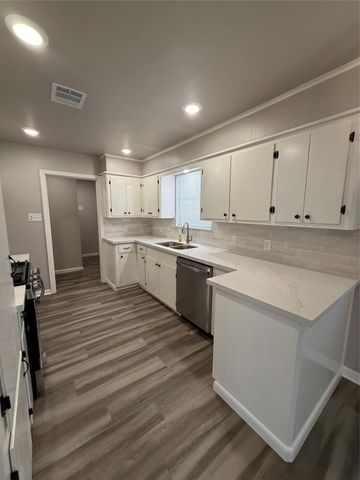 7507 Sandpiper Drive, Houston, TX 77074