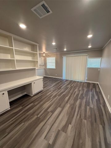 7507 Sandpiper Drive, Houston, TX 77074