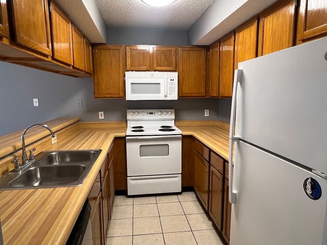 6108 Abrams Road 108, Dallas, TX 75231