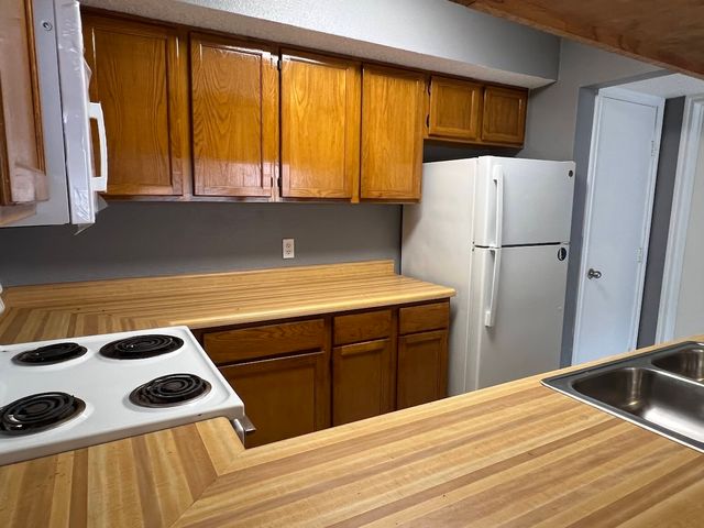 6108 Abrams Road 108, Dallas, TX 75231
