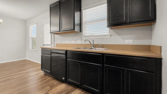 9714 Brignall Trail, Houston, TX 77044