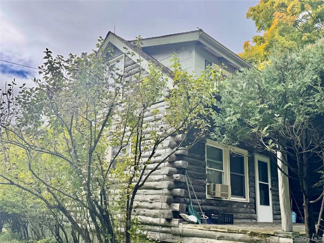 184 Tally Ho Road, Middletown, NY 10940