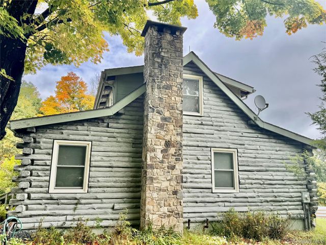184 Tally Ho Road, Middletown, NY 10940