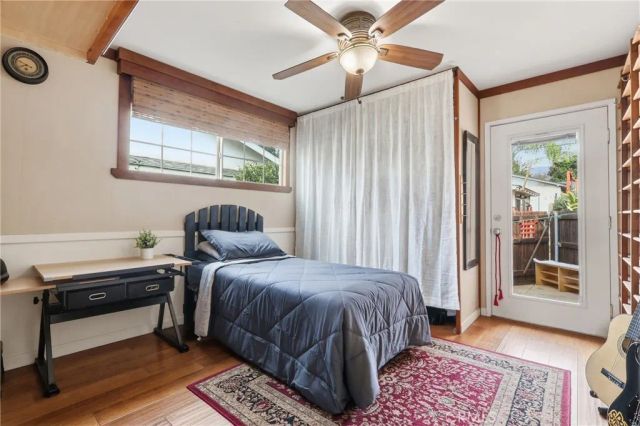 641 Ridgefield, Claremont, CA 91711