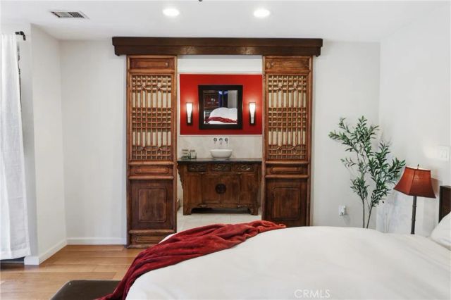 641 Ridgefield, Claremont, CA 91711