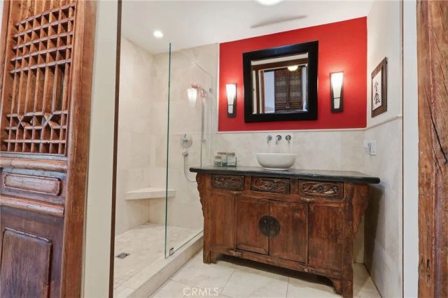 641 Ridgefield, Claremont, CA 91711