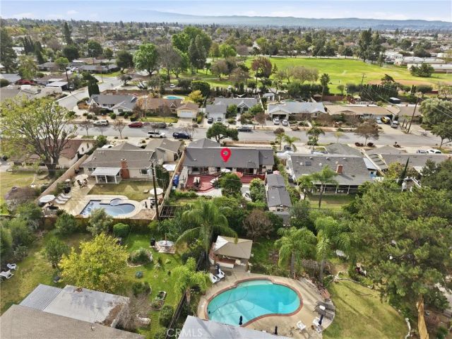 641 Ridgefield, Claremont, CA 91711