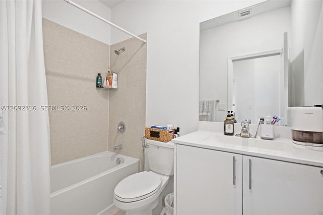 2605 SE 10th St 2605, Homestead, FL 33035