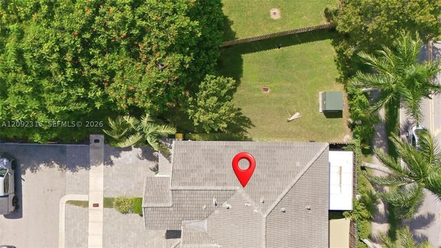 2605 SE 10th St 2605, Homestead, FL 33035