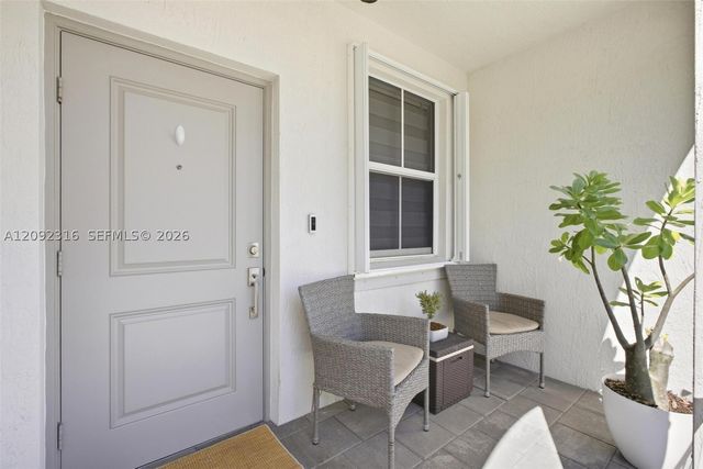 2605 SE 10th St 2605, Homestead, FL 33035