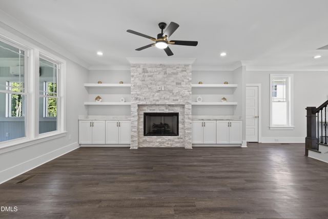613 Darian Woods Drive, Holly Springs, NC 27540