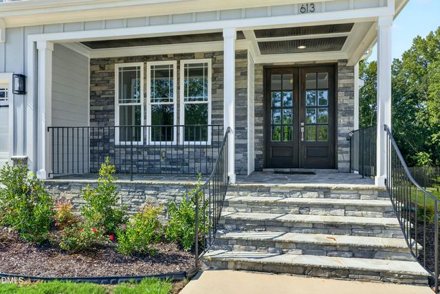 613 Darian Woods Drive, Holly Springs, NC 27540