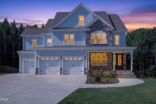 613 Darian Woods Drive, Holly Springs, NC 27540