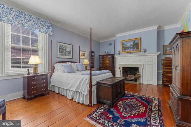 210 PRINCE ST, Alexandria, VA 22314