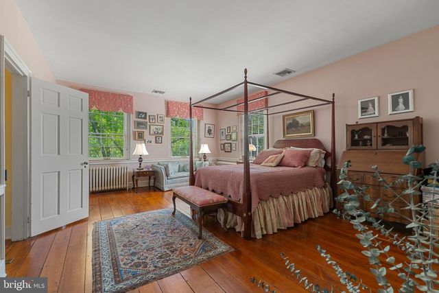 210 PRINCE ST, Alexandria, VA 22314