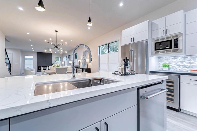 2103 Brimberry Street, Houston, TX 77018