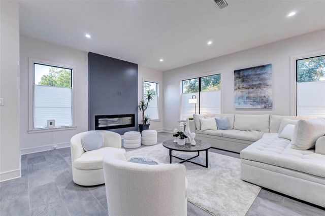 2103 Brimberry Street, Houston, TX 77018