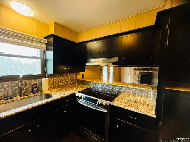 440 Cedar Springs, Spring Branch, TX 78070