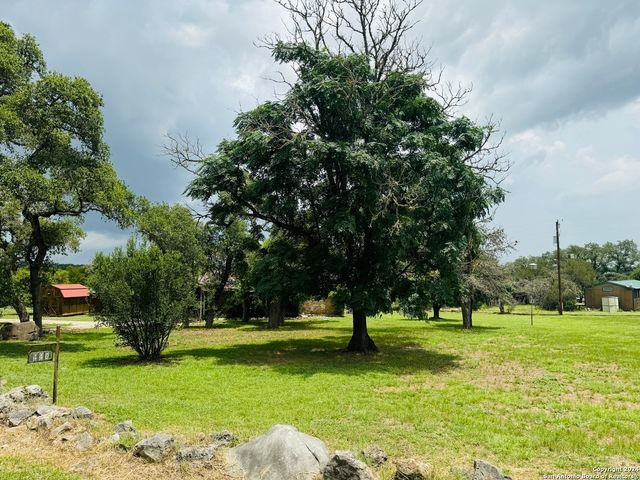 440 Cedar Springs, Spring Branch, TX 78070