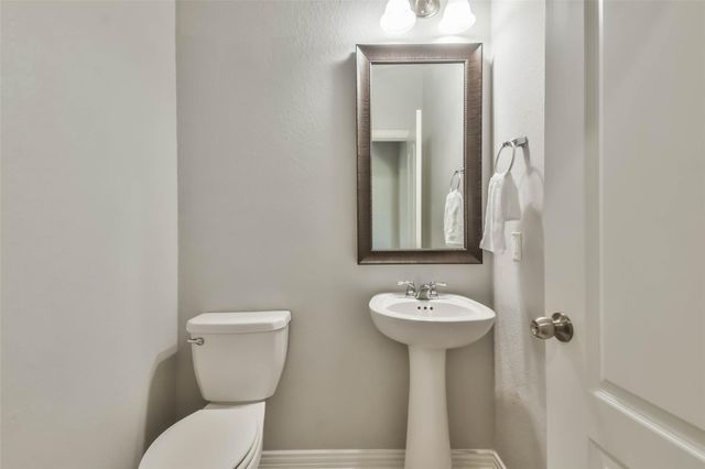 13307 Lake Chesdin Road, Houston, TX 77044