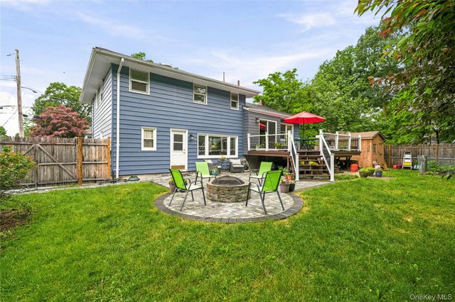 4 Forest Knoll Drive, Suffern, NY 10901