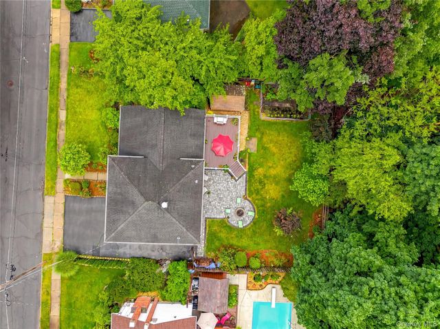 4 Forest Knoll Drive, Suffern, NY 10901