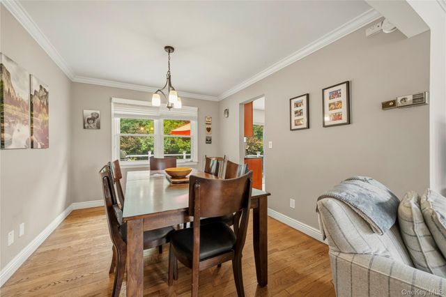 4 Forest Knoll Drive, Suffern, NY 10901
