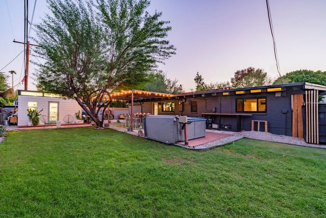 5809 N 10th Street, Phoenix, AZ 85014