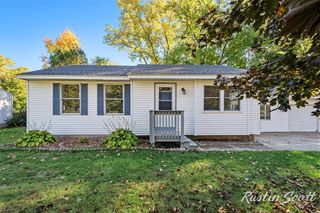 3746 Grape Avenue, Grand Rapids, MI 49525