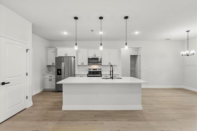 17485 SW 41ST CIR, Ocala, FL 34473