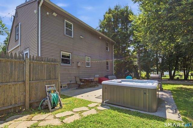 134 Croft Drive, Manchester, CT 06042