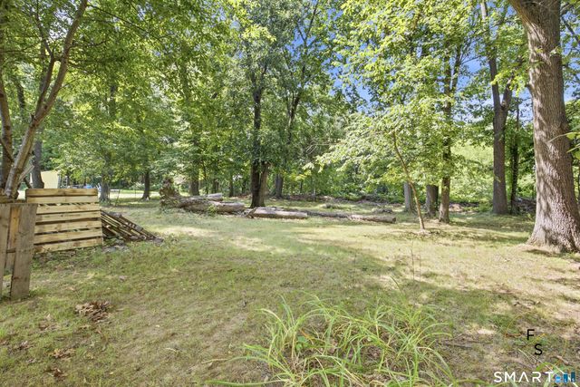 134 Croft Drive, Manchester, CT 06042