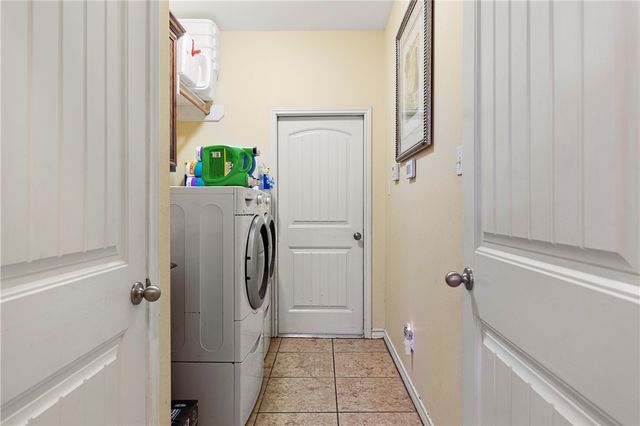1725 Cliff Maus, Corpus Christi, TX 78416