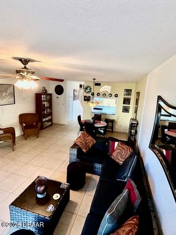 2810 Ocean Shore Blvd Apt 2, Ormond Beach, FL 32176