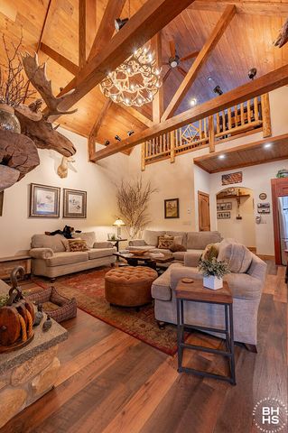 773 Bartlett Carry Road, Saranac Lake, NY 12983