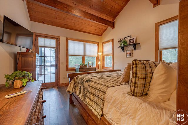 773 Bartlett Carry Road, Saranac Lake, NY 12983