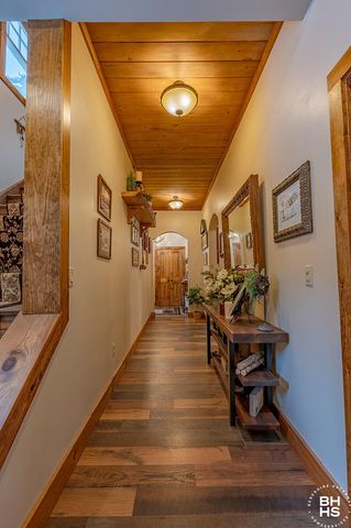 773 Bartlett Carry Road, Saranac Lake, NY 12983