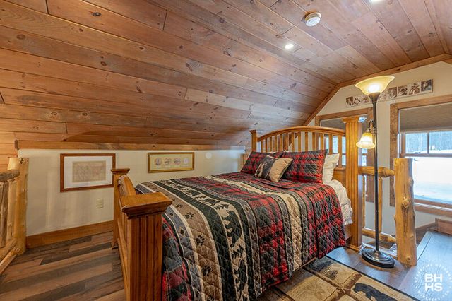 773 Bartlett Carry Road, Saranac Lake, NY 12983