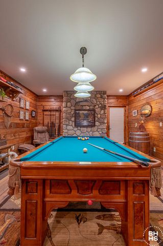 773 Bartlett Carry Road, Saranac Lake, NY 12983