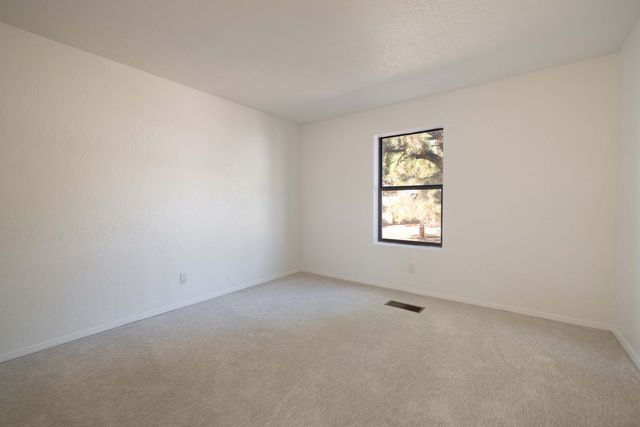 12505 Wilshire Avenue NE, Albuquerque, NM 87122