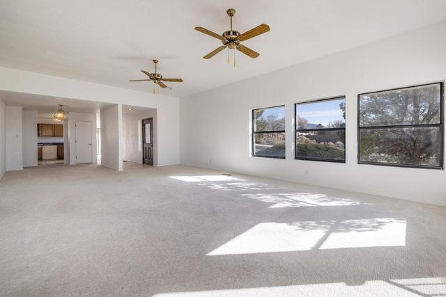 12505 Wilshire Avenue NE, Albuquerque, NM 87122