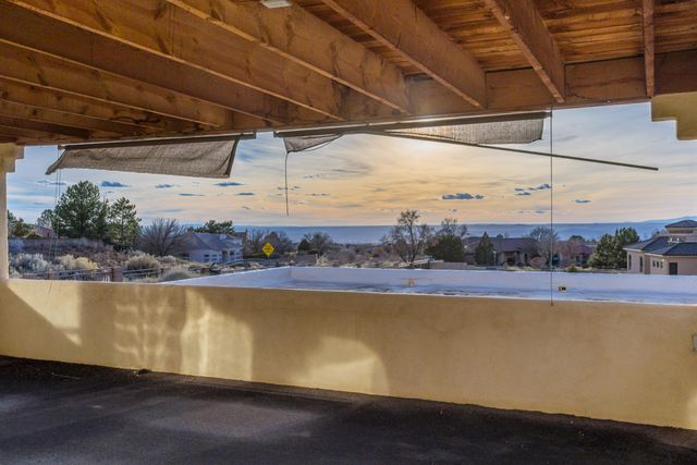 12505 Wilshire Avenue NE, Albuquerque, NM 87122