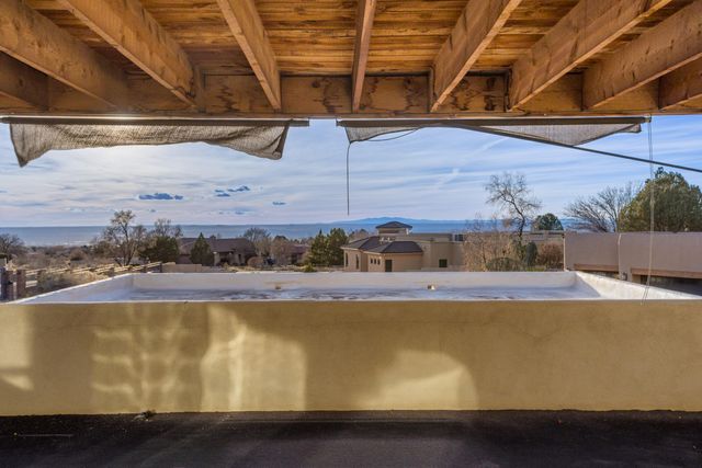 12505 Wilshire Avenue NE, Albuquerque, NM 87122