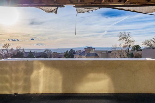 12505 Wilshire Avenue NE, Albuquerque, NM 87122