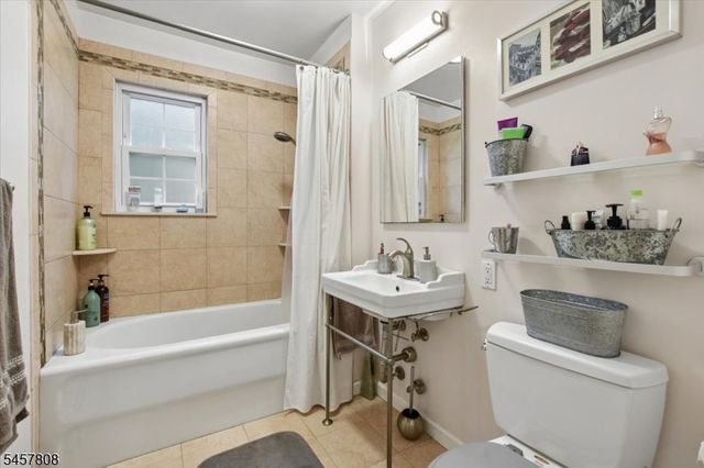 320 South St E, Morristown Town, NJ 07960