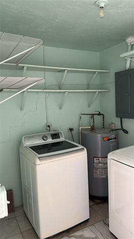 3446 DAHLIA PLACE B, Largo, FL 33771