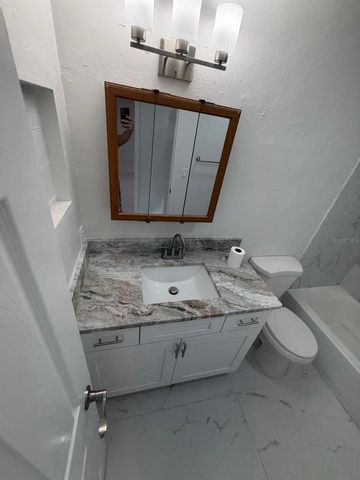 3446 DAHLIA PLACE B, Largo, FL 33771