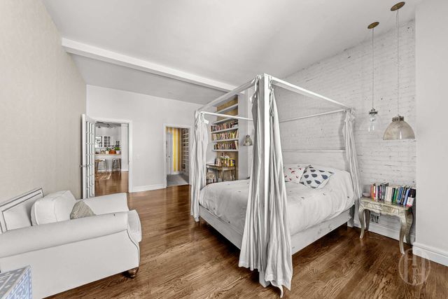 116 W 14th St Apt 8N, New York City, NY 10011
